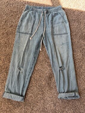 aerie faded light blue denim jogger pants with drawstring